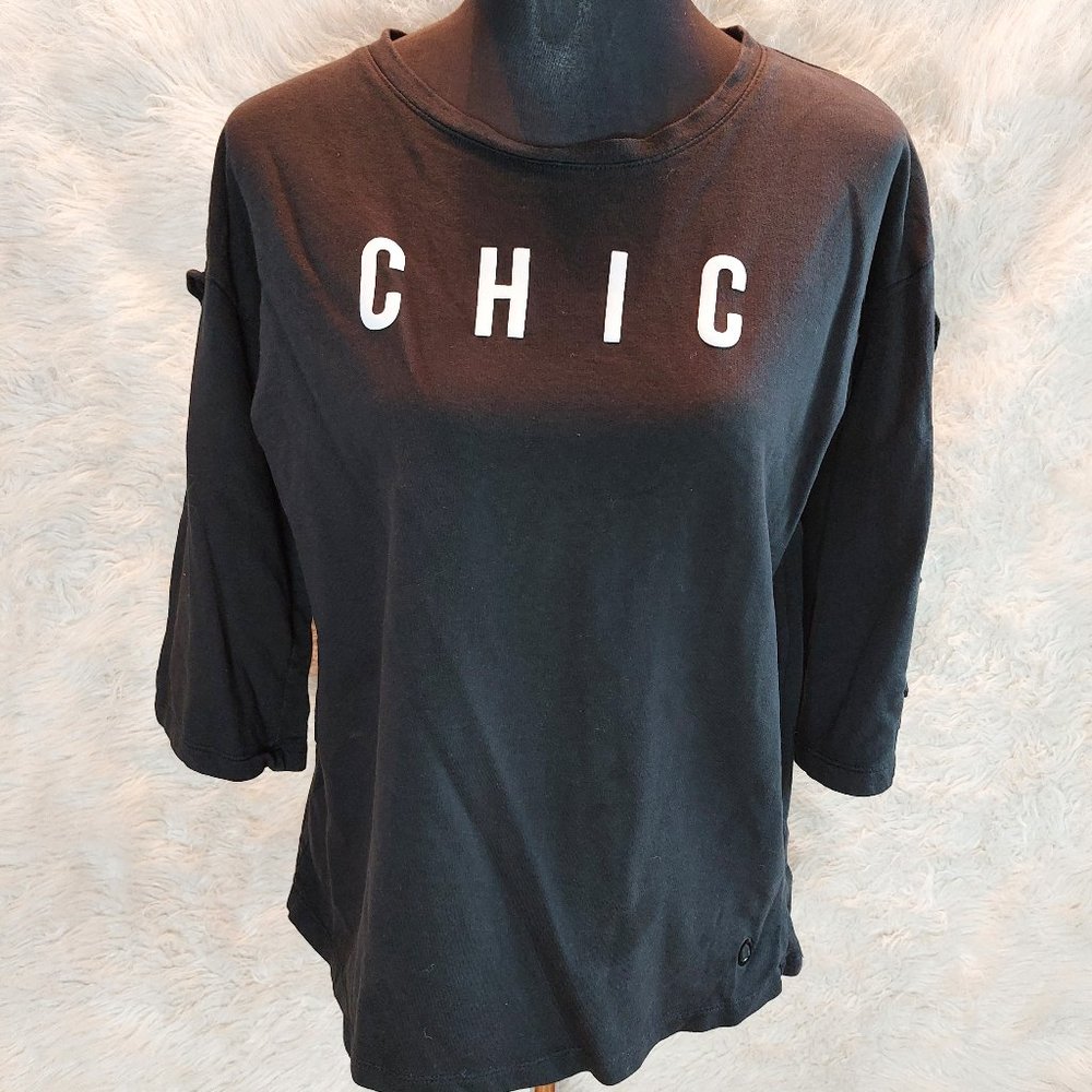Simon Chang Pop Women's Black CHIC Graphic Half Sleeve Top Size M